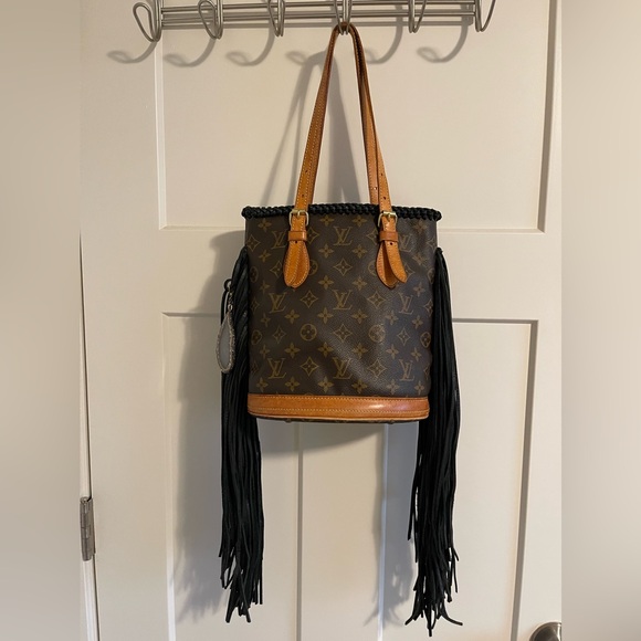 Vintage Boho Louis Vuitton Fringe Bucket Bag - Picture 1 of 3
